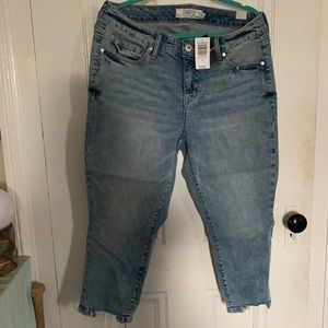 Torrid Cropped Skinny Jeans